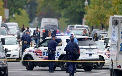 Un policía muerto y otros seis heridos en un tiroteo en EEUU